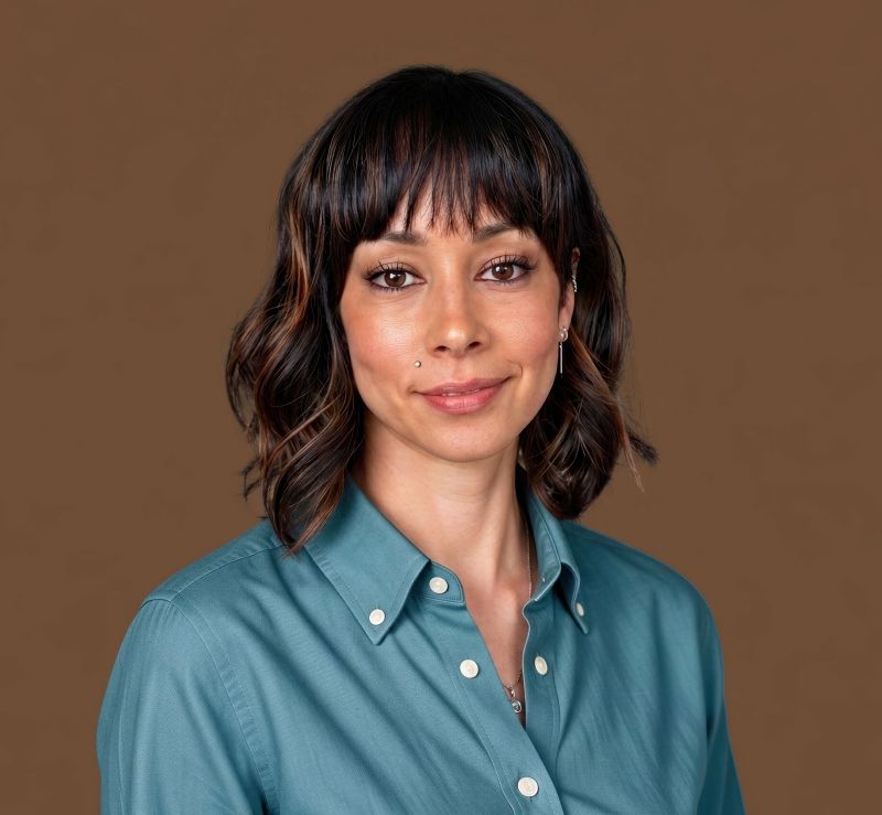 Portrait of Dr. Leah B. Mazzola